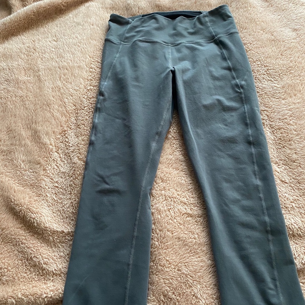 Ankle cropped leggings
